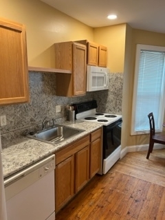 1045 West 4th Street, Apt. 1W, Williamsport PA 17701, penn park properties, student housing, williamsport